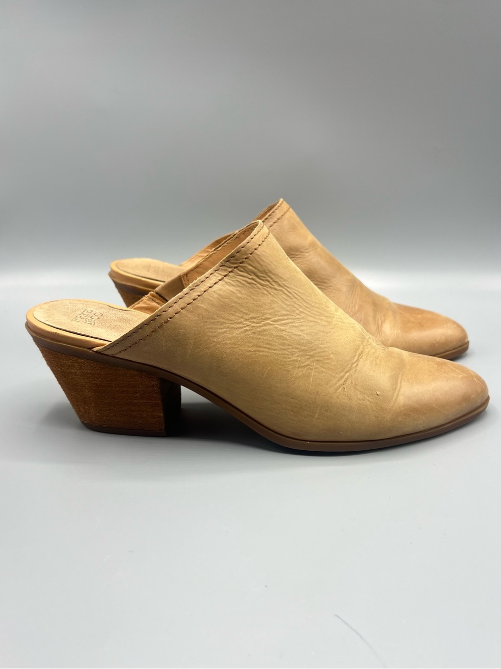 Frye & CO. Women’s Jacy Leather Mules